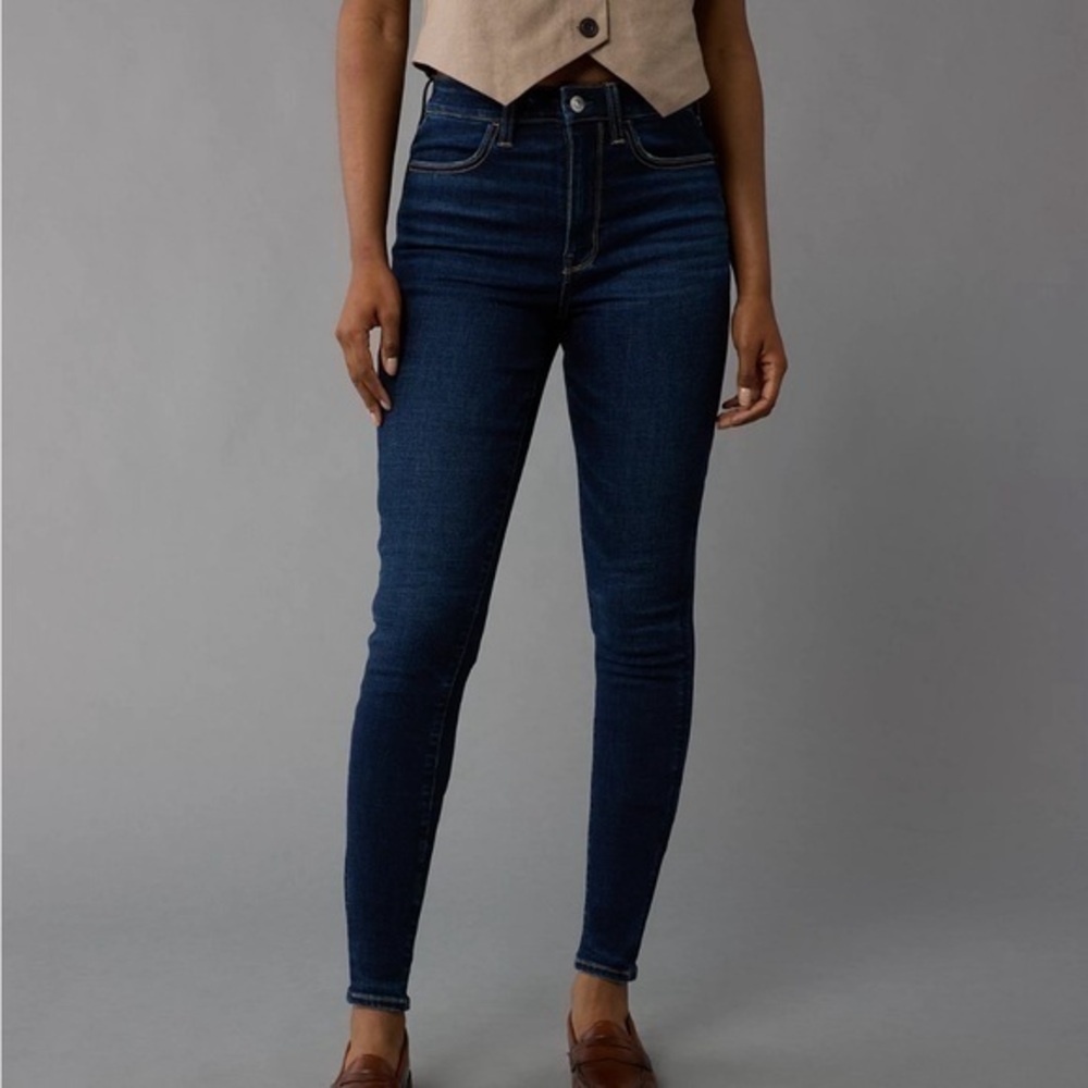 American Eagle Super Hi-Rise Jegging 00 Short